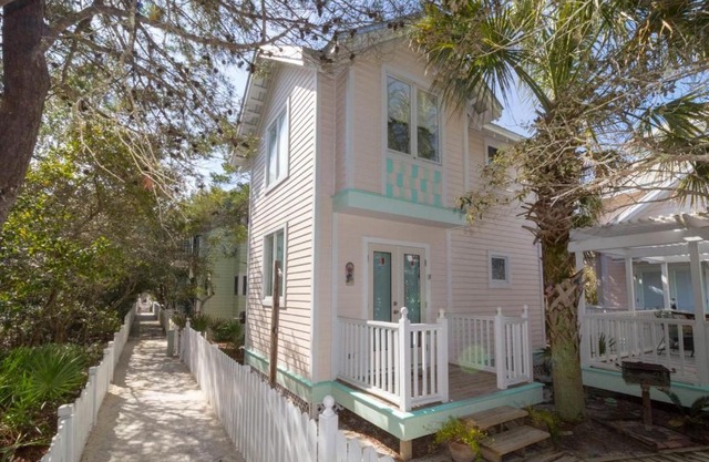Waves Cottage
