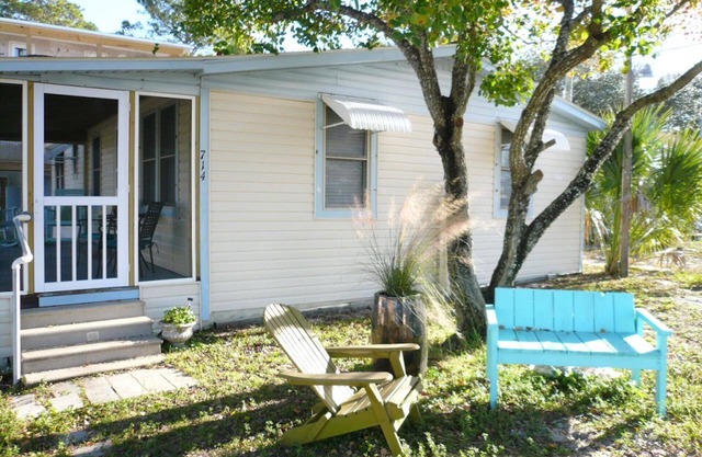 WE ARE BACK! NOW AVAILABLE! SNOWBIRDS CONTACT US FOR SPECIAL RATES!