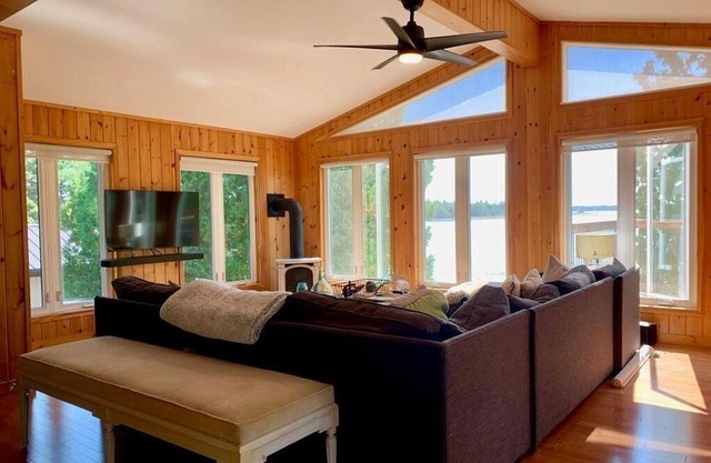 Welcome to The Dorcus Bay Retreat! Discover Tobermory at its finest.n