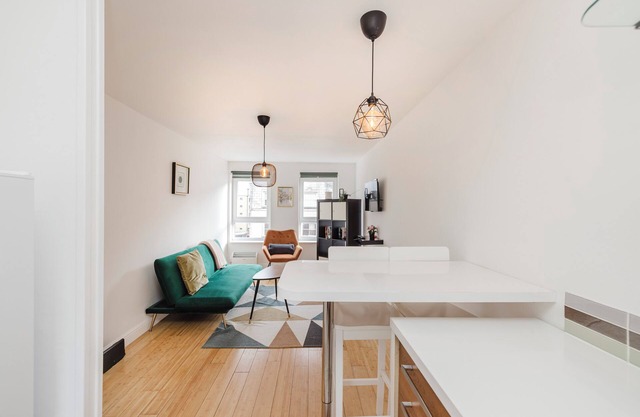 Welcoming 1BR flat near Park