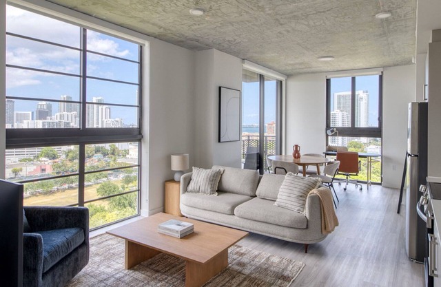 Welcoming Wynwood 2BR w/Gym & Roof Pool, nr Midtown, by Blueground