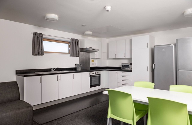 Wenlock Court