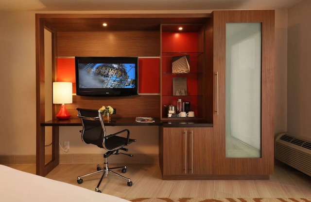 West Coast King Room at Hotel Angeleno w/Complimentary Wine Hour Near Westwood