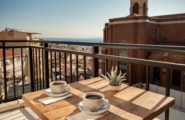 West Palace Hotel