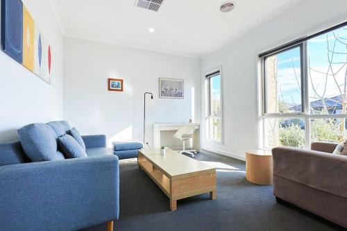 Westbrook Home 7beds by GoodLive