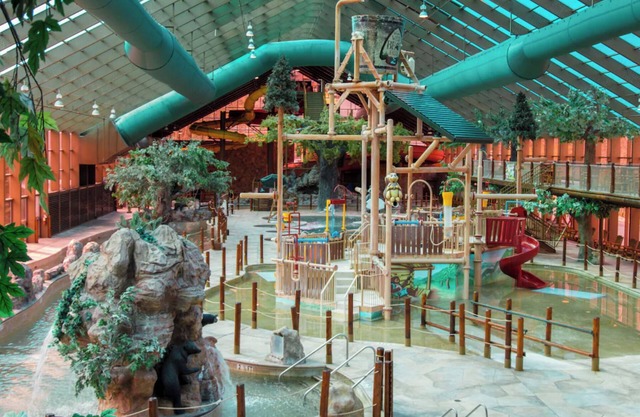 Westgate Smoky Mountain Resort & Water Park in Gatlinburg