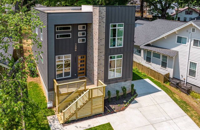 Westview Hotel! Spacious, Modernistic, Group Friendly Home in Atlanta