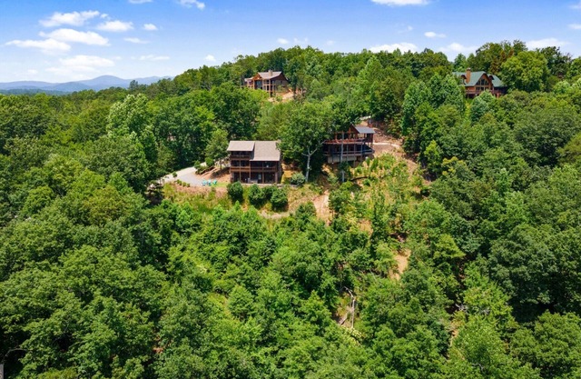 What? Incredible long range Mountains and Lake views with access!