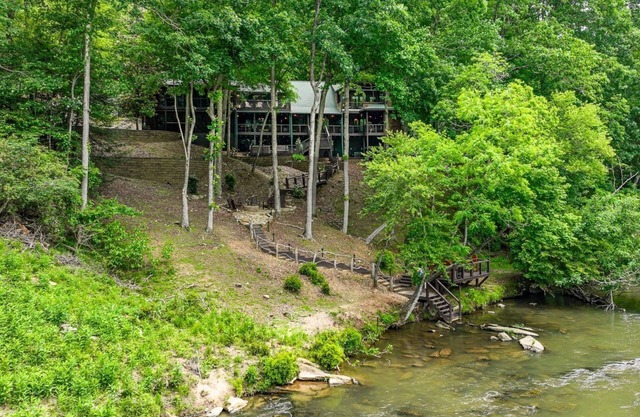 Whisperbend Lodge | Ellijay, GA