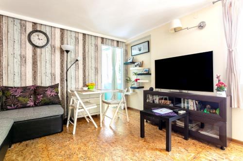 White Bear 1663 Zemun Oldest House Apartment
