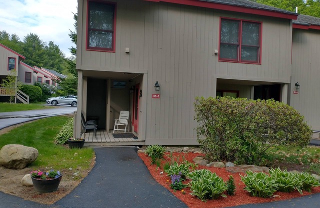 White Mountains, NH Luxury Vacation Home located at Loon Mountain - Sleeps 8