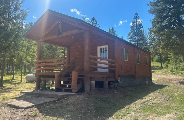 Whitetail Cabin