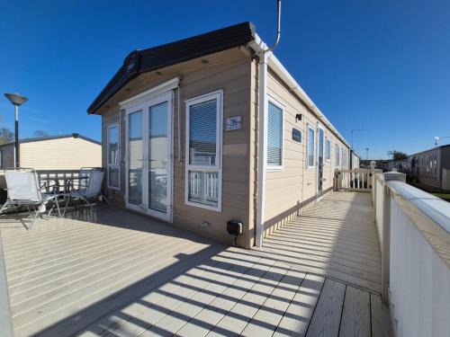 Whitstable Beaumont - Sleeps 6, 588 ft
