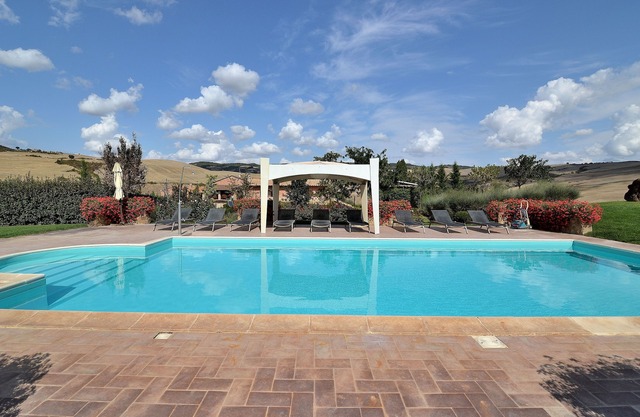 Whole big Tuscan Villa with Pool & Vineyards in the Heart of Tuscany
