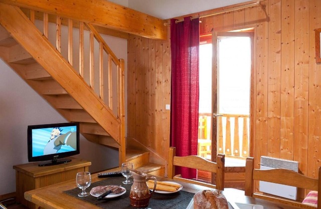 Wifi, 200m from ski slopes, fitness, swimming pool, parking, 50-70m², Saint Sorlin d'Arves
