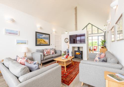 Wild Chive Lodge