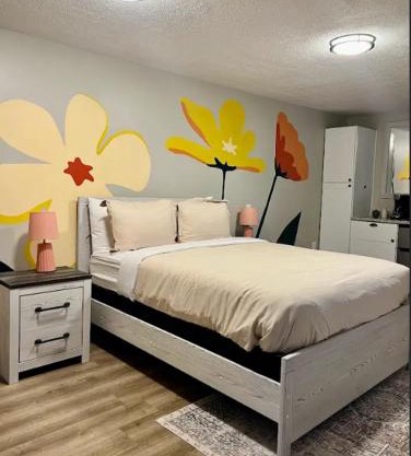 Wildflower Room At The Trailblazer Unit 10