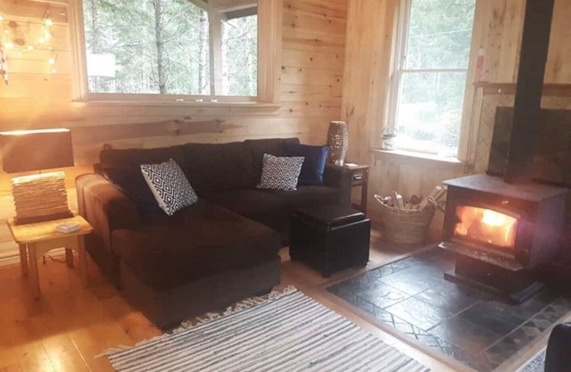 Wildwood Rainforest Retreat: Jordan River Cabin