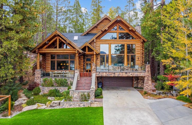 Willow Cove Log Cabin