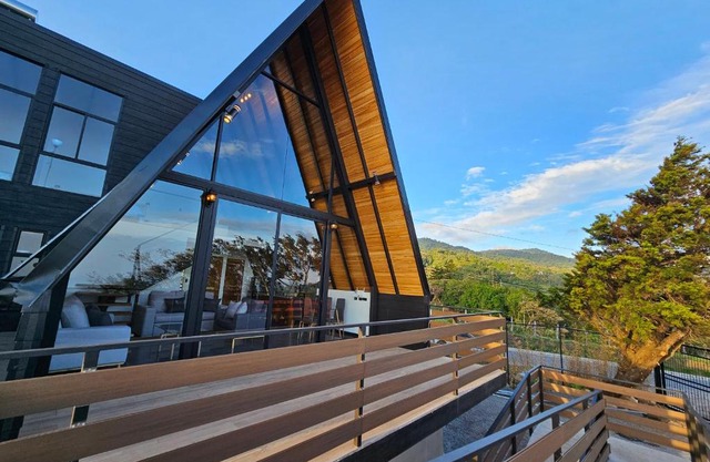 Wind Houses, Casas de Viento