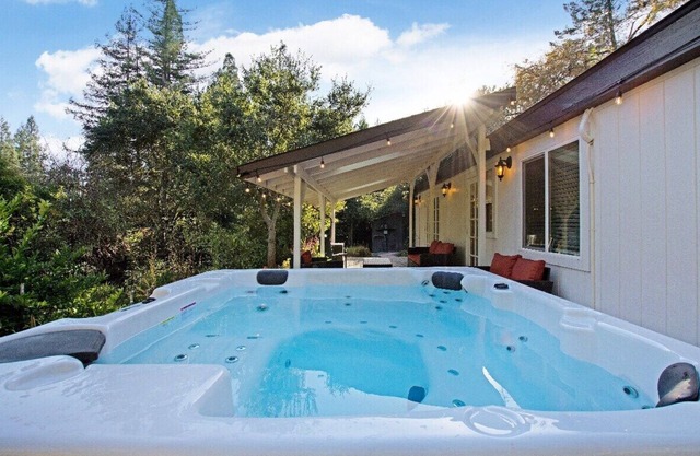 Wine Country Garden Cottage