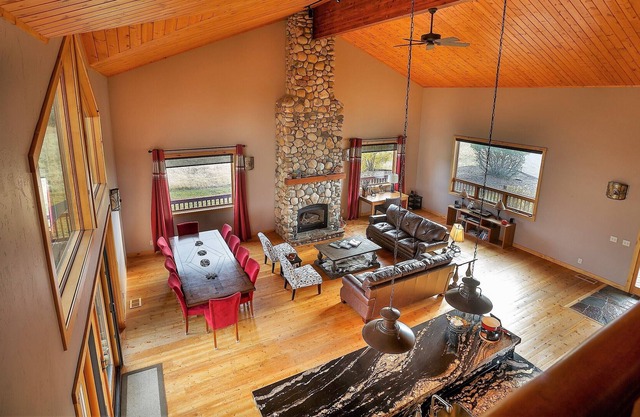Winter Lodge Retreat near Grand Targhee