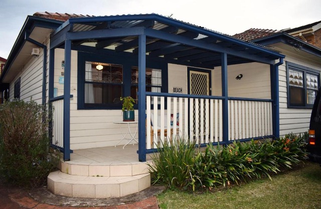 Wollongong Beach House Living