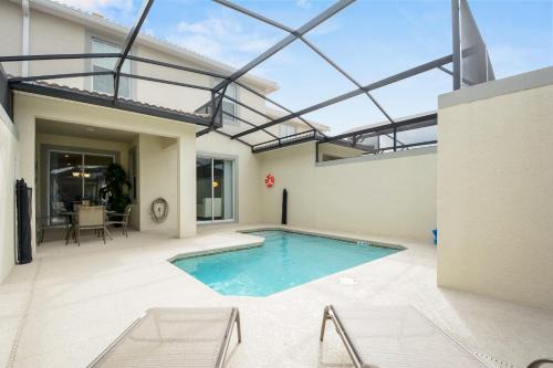 Wonderful 4Bd with Pool at Storey Lake Resort 4819