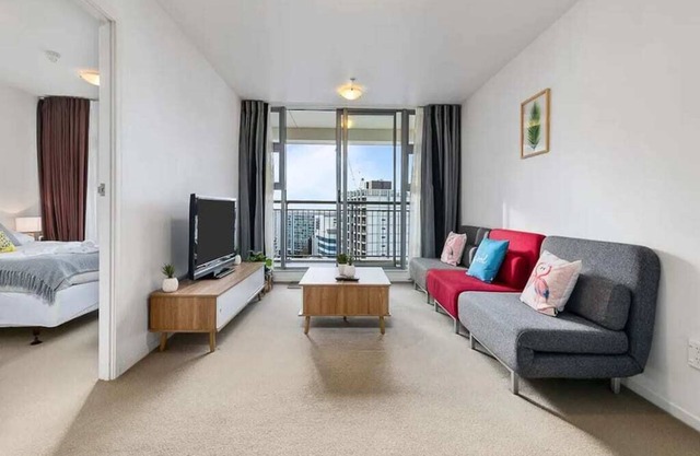 Wonderful Apartment in Quiet CBD Neighbourhood!
