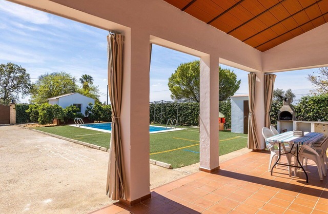Wonderful private villa for 6 guests with private pool, WIFI, A/C, TV, patio and pets allowed