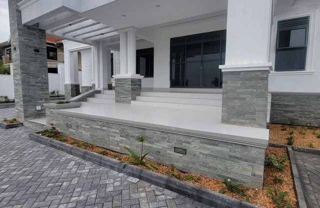 Wonderful executive Home suites with WiFi in Kampala