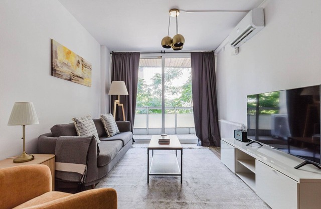 Wonderful Les Corts 3BR w/Balcony, A/C & W/D, by Blueground