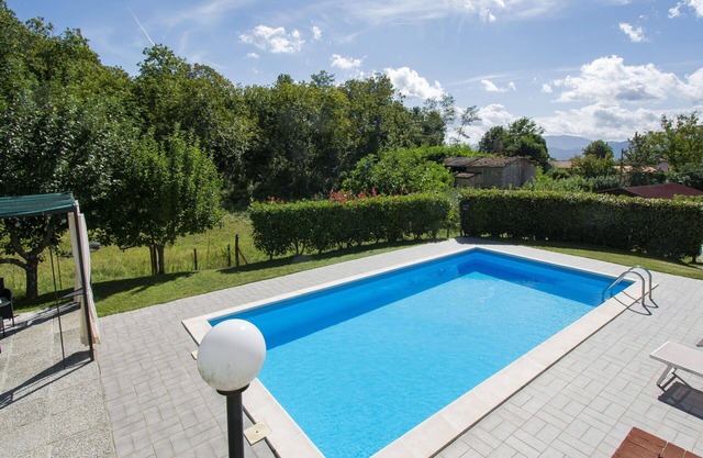 Wonderful private villa for 7 guests with private pool, WIFI, TV, patio and pets allowed