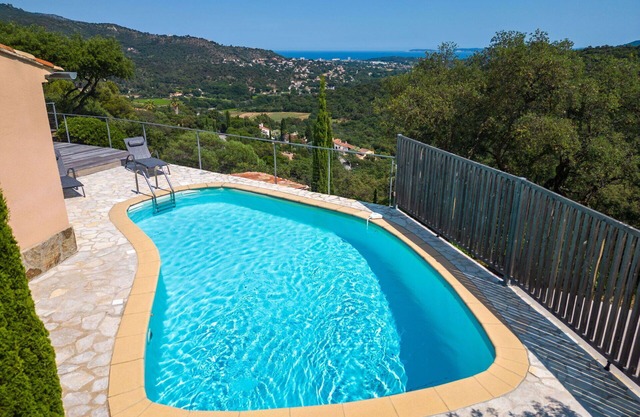 Wonderful private villa for 6 people with A/C, private pool, WIFI, TV, terrace and parking