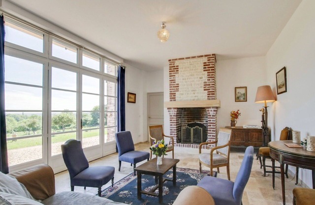 Wonderful private villa for 8 guests with WIFI, TV and parking