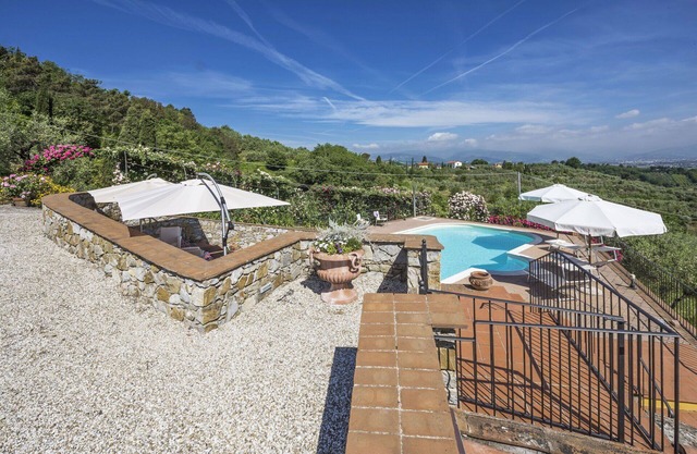 Wonderful private villa for 14 guests with WIFI, A/C, private pool, TV, terrace and panoramic view