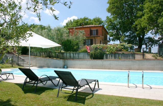 Wonderful private villa for 9 guests with private pool and TV