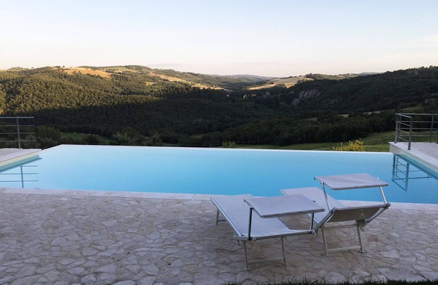 Wonderful private villa for 8 guests with WIFI, private pool, TV and panoramic view