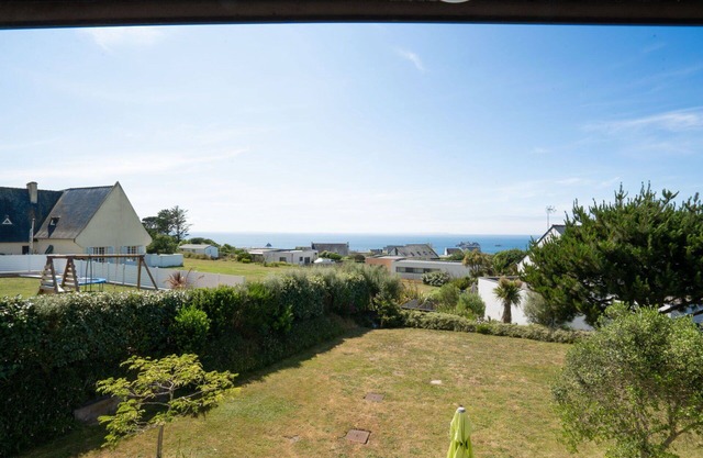 Wonderful private villa for 10 guests with WIFI, TV, terrace and pets allowed