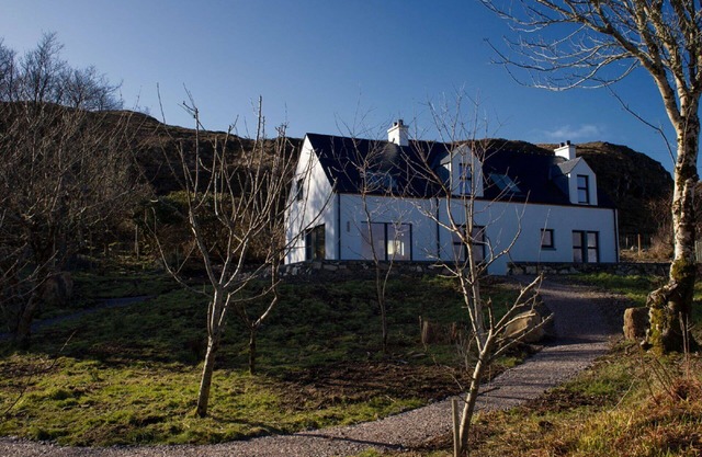 Wonderful private villa for 6 guests with WIFI, TV, patio, panoramic view and parking
