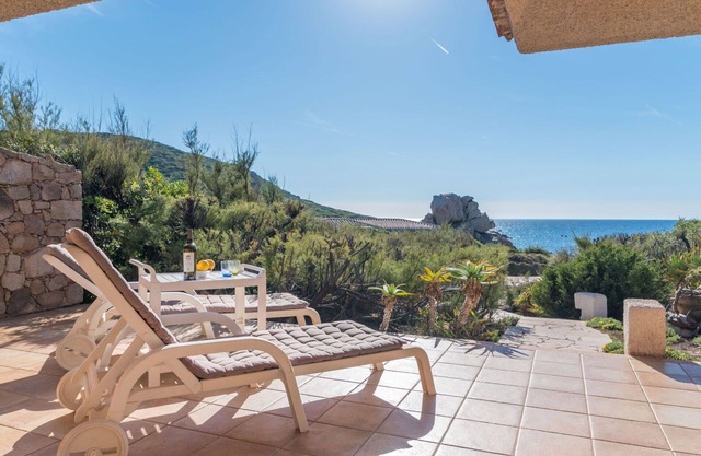 Wonderful private villa for 6 guests with WIFI, TV, terrace and pets allowed