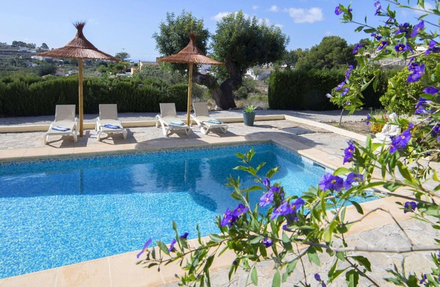 Wonderful private villa for 10 people with WIFI, private pool, A/C, TV, patio and parking