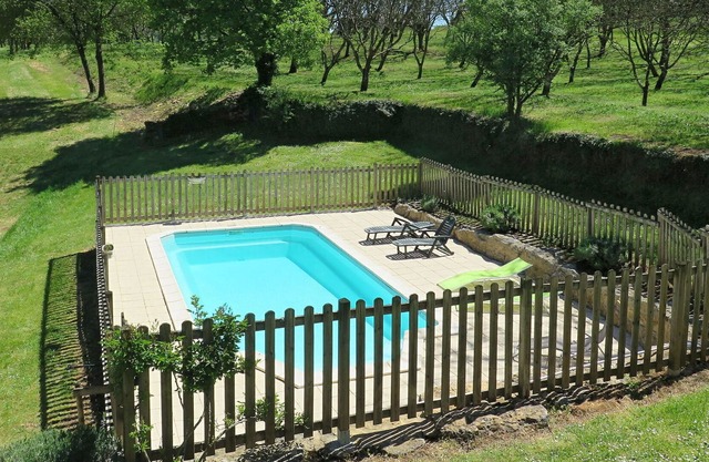 Wonderful private villa with WIFI, private pool, TV, terrace, pets allowed, panoramic view, parking