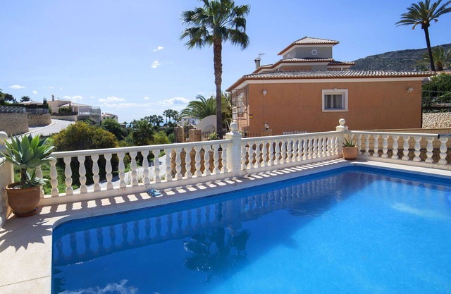 Wonderful private villa for 10 people with private pool, WIFI, A/C, TV and terrace