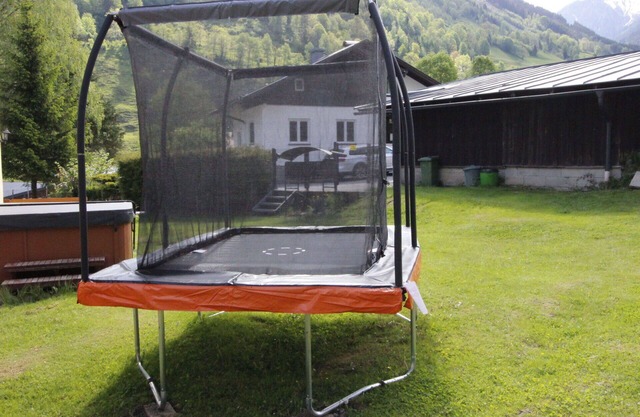 Wonderful private villa for 22 guests with WIFI, TV, terrace and pets allowed