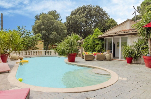 Wonderful private villa with hot tub, private pool, A/C, WIFI, TV, terrace and pets allowed