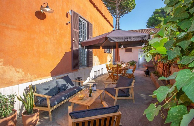 Wonderful private villa for 8 people with A/C, WIFI and TV