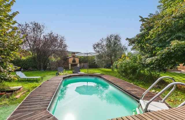 Wonderful villa with private pool, A/C, WIFI, hot tub, TV, patio, pets allowed and panoramic view