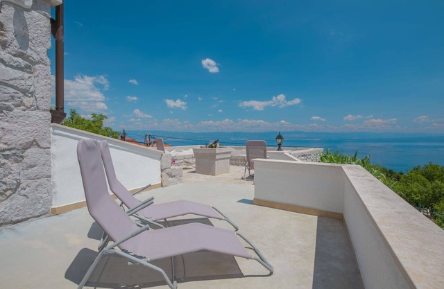 Wonderful villa for 6 guests with A/C, WIFI, TV, terrace and pets allowed