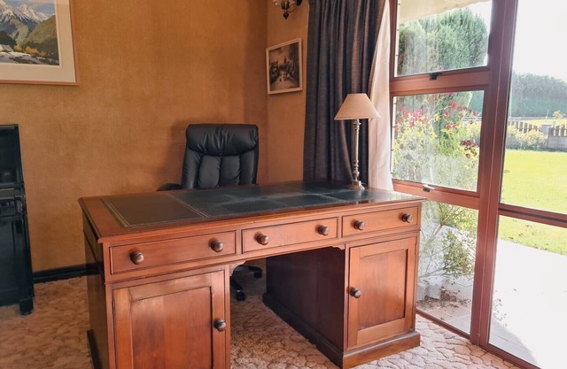 Wonderful Woodlands Estate